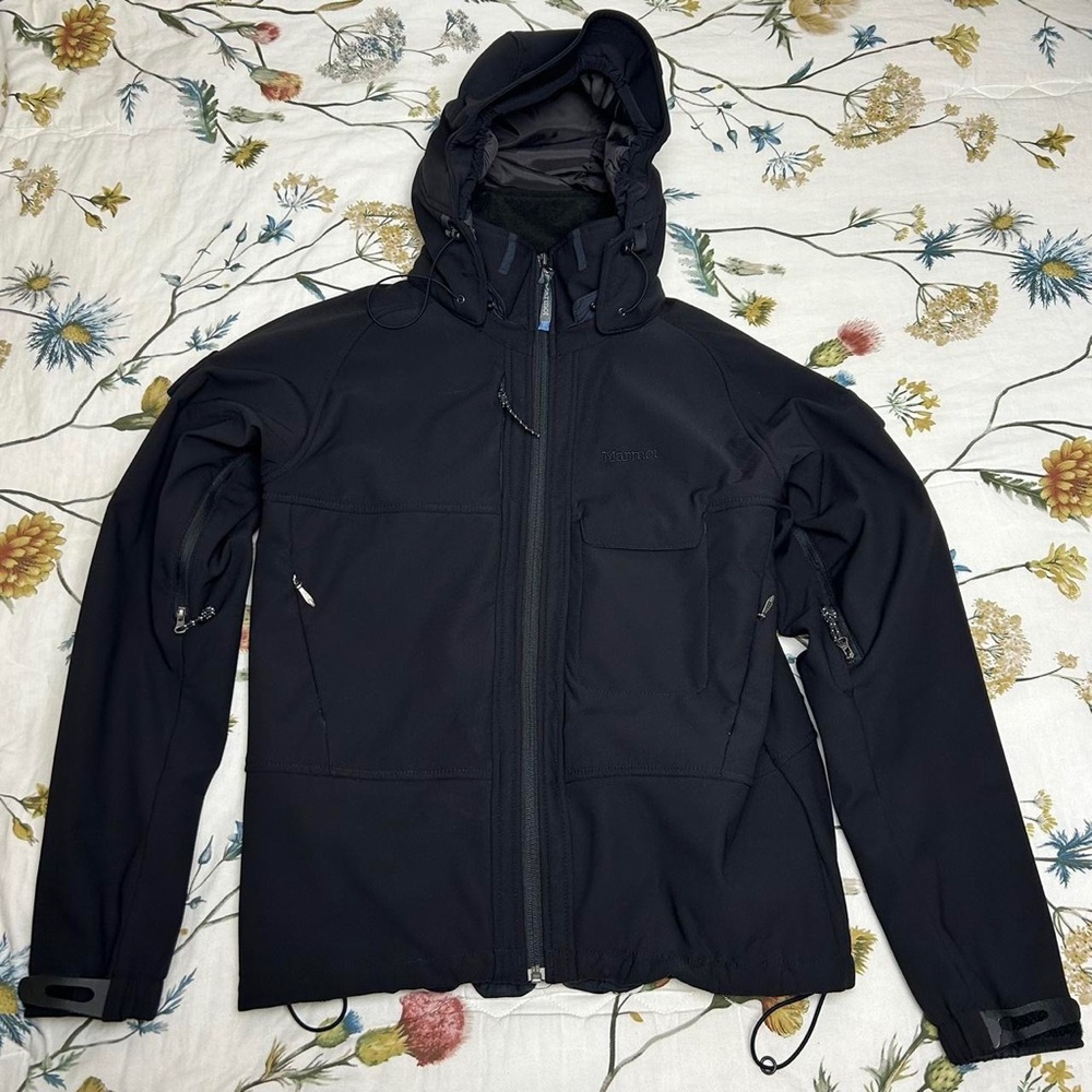 Marmot Women’s Jacket Black Medium with Hood